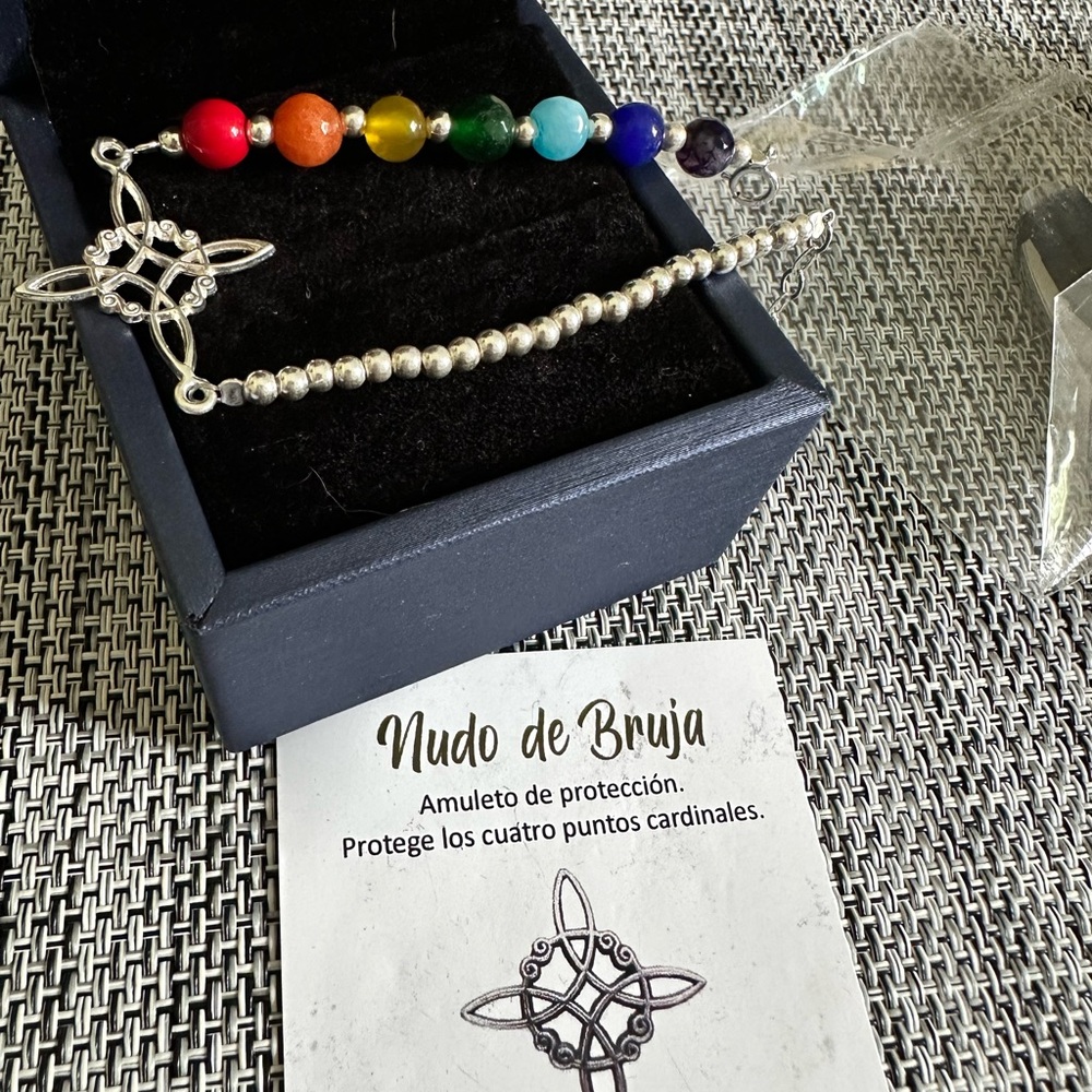 7 chakra with witch knot 9.25 bracelet!